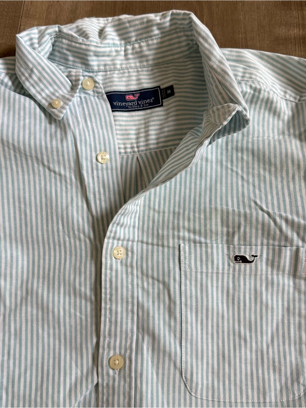 Vineyard Vines Button Down Shirt Men Medium Blue White Stripe Vertical Preppy